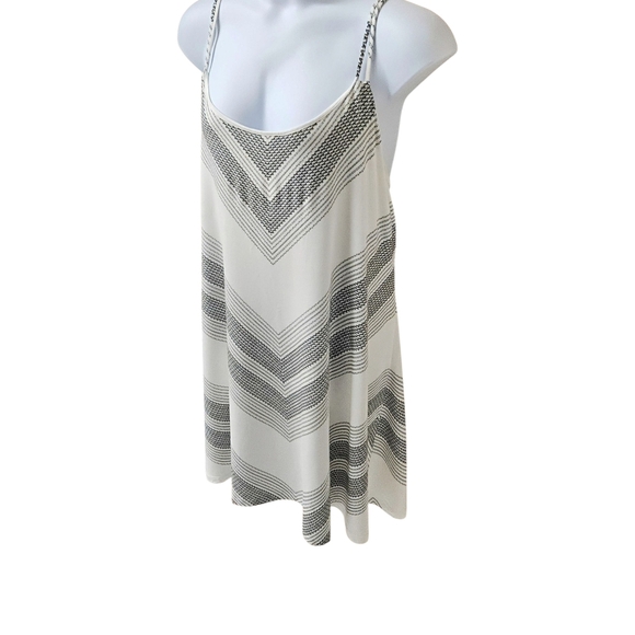 Tart Black and White Sleeveless Midi Sundress - Picture 7 of 15